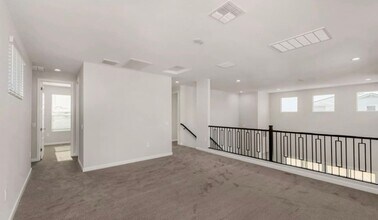 10250 W Adam Ave in Peoria, AZ - Building Photo - Building Photo