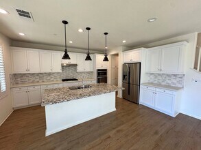 456 Chickasaw St in Ventura, CA - Building Photo - Building Photo