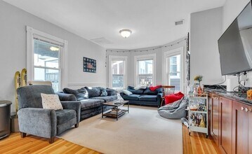 180 St Alphonsus St in Boston, MA - Building Photo - Building Photo