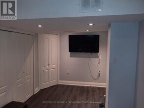 3210 Carabella Way in Mississauga, ON - Building Photo - Building Photo