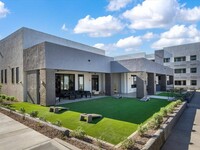 Acero at the Stadium in Glendale, AZ - Foto de edificio - Building Photo