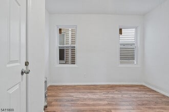 315 E 18th St in Paterson, NJ - Building Photo - Building Photo