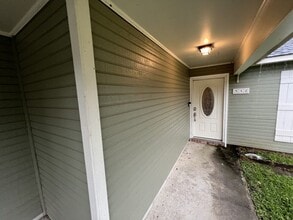 532 Fawn Lake Dr in Baton Rouge, LA - Foto de edificio - Building Photo