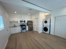 1962 Harbor Ave in Long Beach, CA - Building Photo