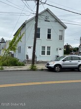 163 Bridge Ave in Cohoes, NY - Building Photo - Building Photo