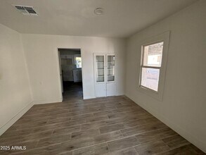 114 E 12th St in Eloy, AZ - Building Photo - Building Photo