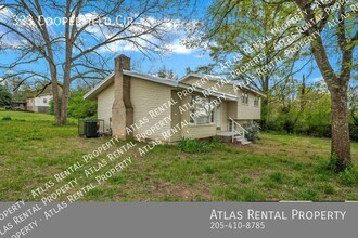 333 Cooperfield Cir in Sylacauga, AL - Building Photo - Building Photo