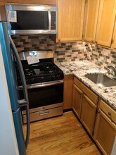 130 W 132nd St, Unit Garden Level in New York, NY - Foto de edificio - Building Photo