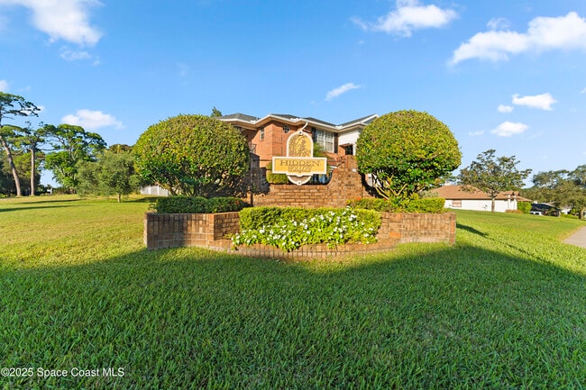 500 Hidden Hollow Dr in Merritt Island, FL - Building Photo - Building Photo