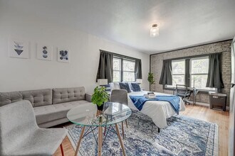 1925 N Prospect Ave in Milwaukee, WI - Foto de edificio - Building Photo