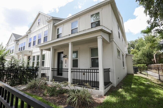 property at 1417 E Michigan St