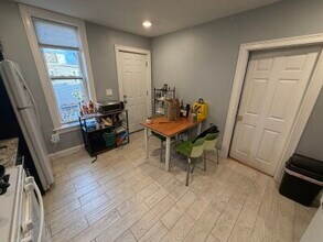 15 Sewall St, Unit 3 in Boston, MA - Foto de edificio - Building Photo