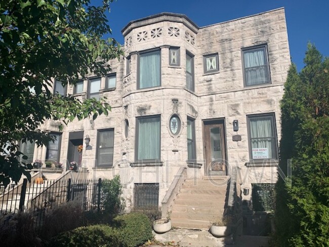 property at 1114 E 62nd St