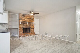 502 Peppertree Ln in Midwest City, OK - Building Photo - Building Photo