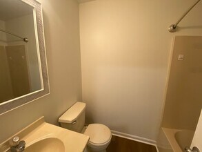 3901 Lindbergh Dr-Unit -#4 in Jonesboro, AR - Building Photo - Building Photo