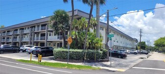 270 Layne Blvd in Hallandale Beach, FL - Building Photo