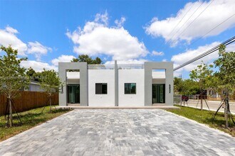6850 NW 4th Ave in Miami, FL - Building Photo - Building Photo