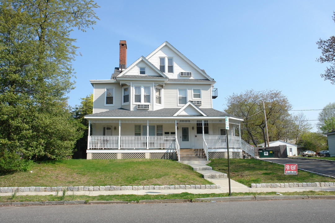 163 Franklin Ave in Long Branch, NJ - Building Photo