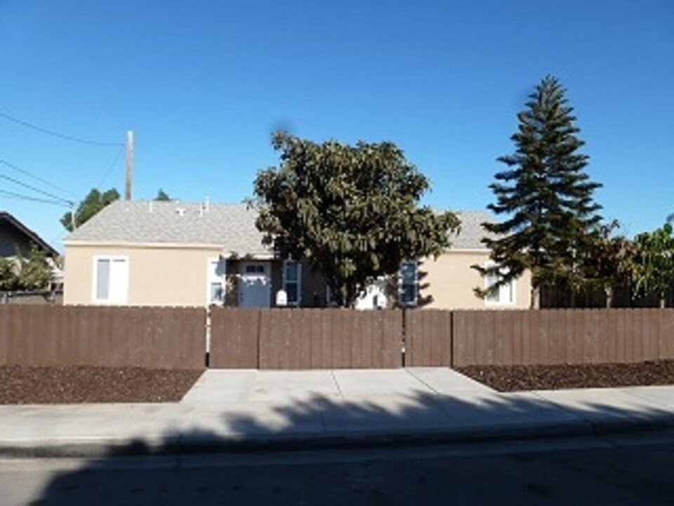 785-787 18th St in San Diego, CA - Foto de edificio