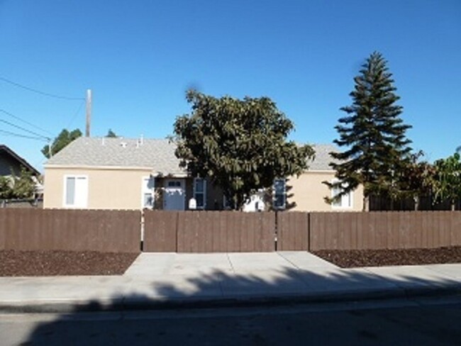 property at 785-787 18th St
