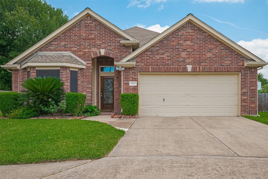 11042 Sentry Ct in Houston, TX - Building Photo