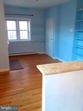 323 1/2 E St NE in Washington, DC - Building Photo - Building Photo