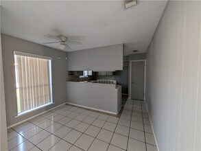 1606 Spicewood Dr in Corpus Christi, TX - Building Photo - Building Photo