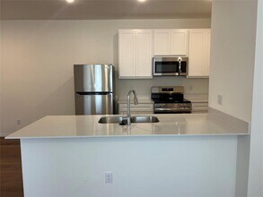 302 Aaran Way in Yukon, OK - Building Photo - Building Photo