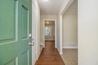 2890 Grand Pines Ct in Decatur, GA - Building Photo - Building Photo