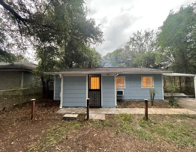 property at 1208 Brinkley Ct
