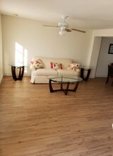 4903 Catalina Dr in Naples, FL - Building Photo - Building Photo