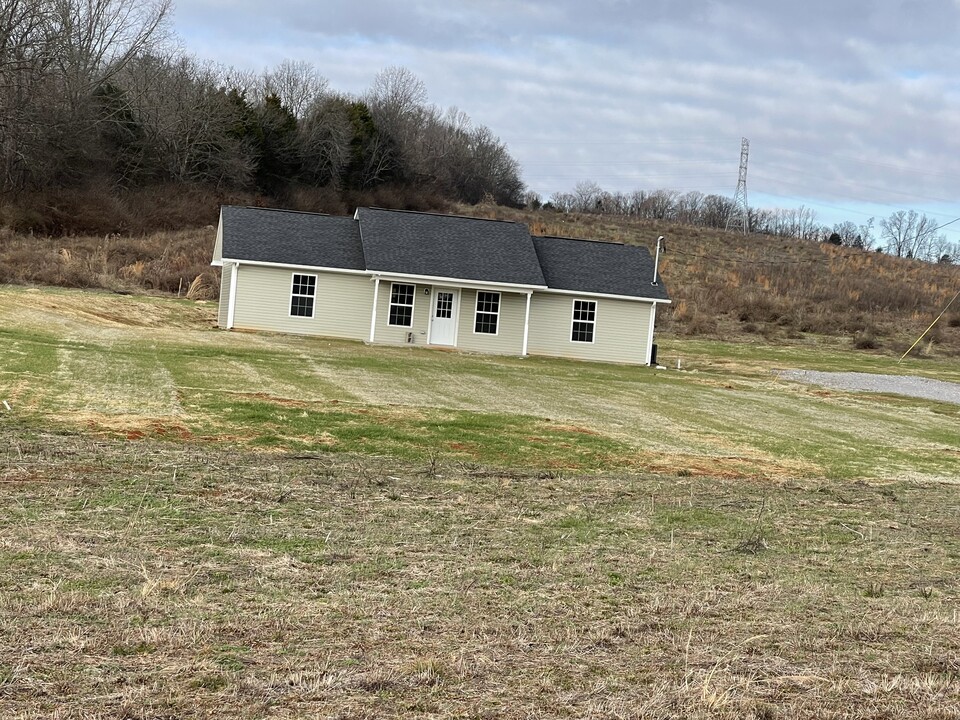 485 Coile Rd in Jefferson City, TN - Building Photo