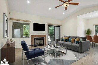 15050 N Thompson Peak Pkwy in Scottsdale, AZ - Building Photo - Building Photo