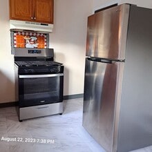 3303 W Run Rd in Munhall, PA - Building Photo - Building Photo