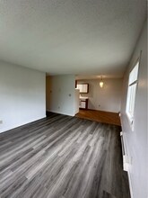 1518 1st St E in Thief River Falls, MN - Building Photo - Building Photo