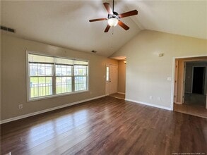 4504 Rose Meadow Dr in Hope Mills, NC - Building Photo - Building Photo