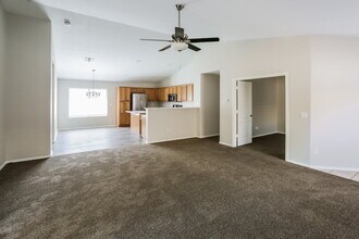 801 S 125th Ave in Avondale, AZ - Building Photo - Building Photo