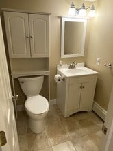21 Polly Pl, Unit apartment in Huntington, NY - Building Photo - Building Photo