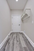 231 E Main St, Unit 231 in Lititz, PA - Building Photo - Building Photo