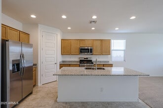 25183 N 172nd Dr in Surprise, AZ - Building Photo - Building Photo