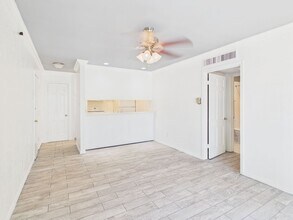 2400 S Polk St in Amarillo, TX - Building Photo - Building Photo