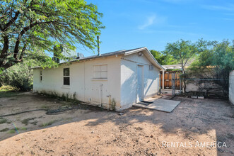 3733 N Mountain Ave in Tucson, AZ - Foto de edificio - Building Photo