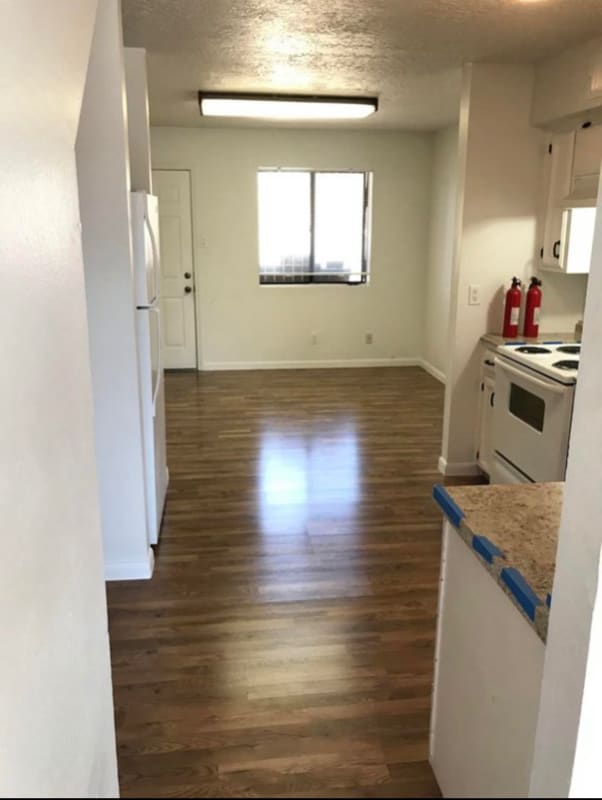 236 63rd St NW in Albuquerque, NM - Foto de edificio - Building Photo