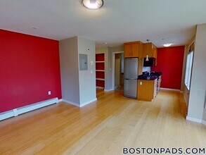 461 Park Dr, Unit 401 in Boston, MA - Foto de edificio - Building Photo