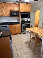 26 Ellerton Rd in Quincy, MA - Building Photo - Building Photo