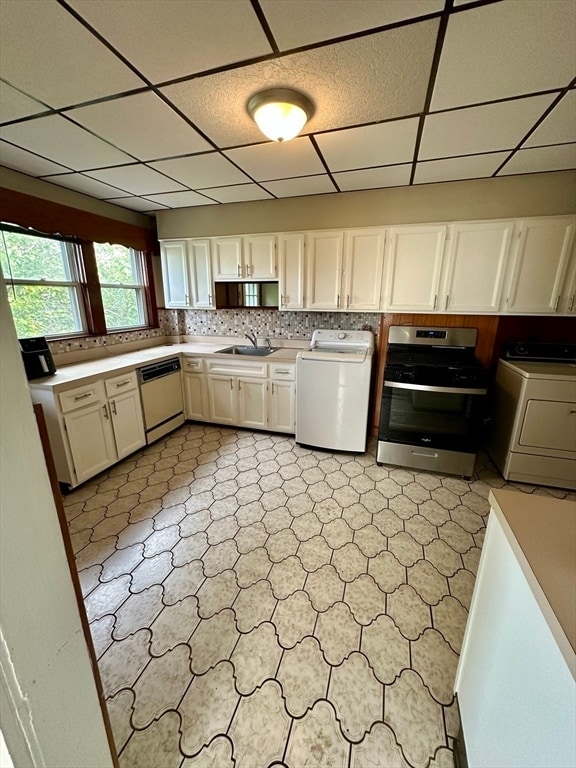 592 E 3rd St, Unit 3 in Boston, MA - Foto de edificio - Building Photo