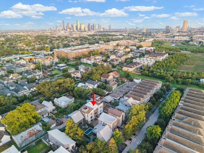 730 Tulane St in Houston, TX - Building Photo - Building Photo
