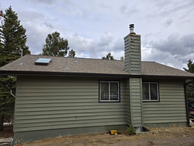 property at 137 Columbine Rd
