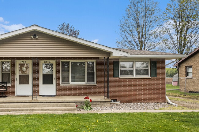 11720 Portage Rd in Portage, MI - Building Photo - Building Photo