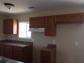 9359 Valley View Dr in Fenton, MI - Building Photo - Building Photo